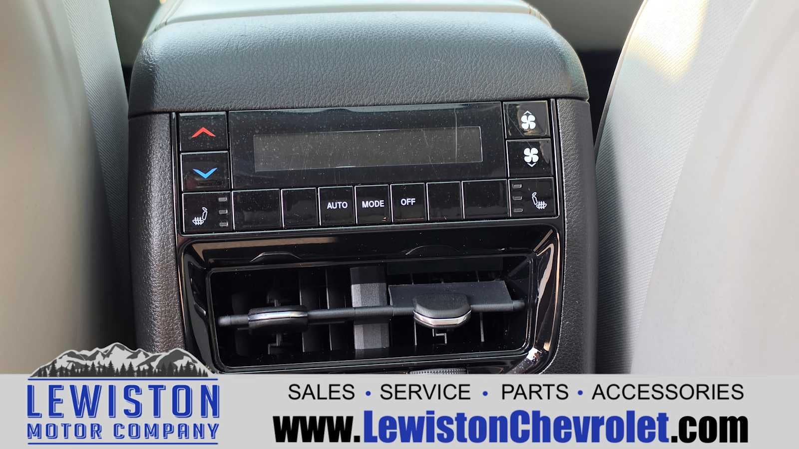 2022 Jeep Grand Cherokee L Overland 4x4