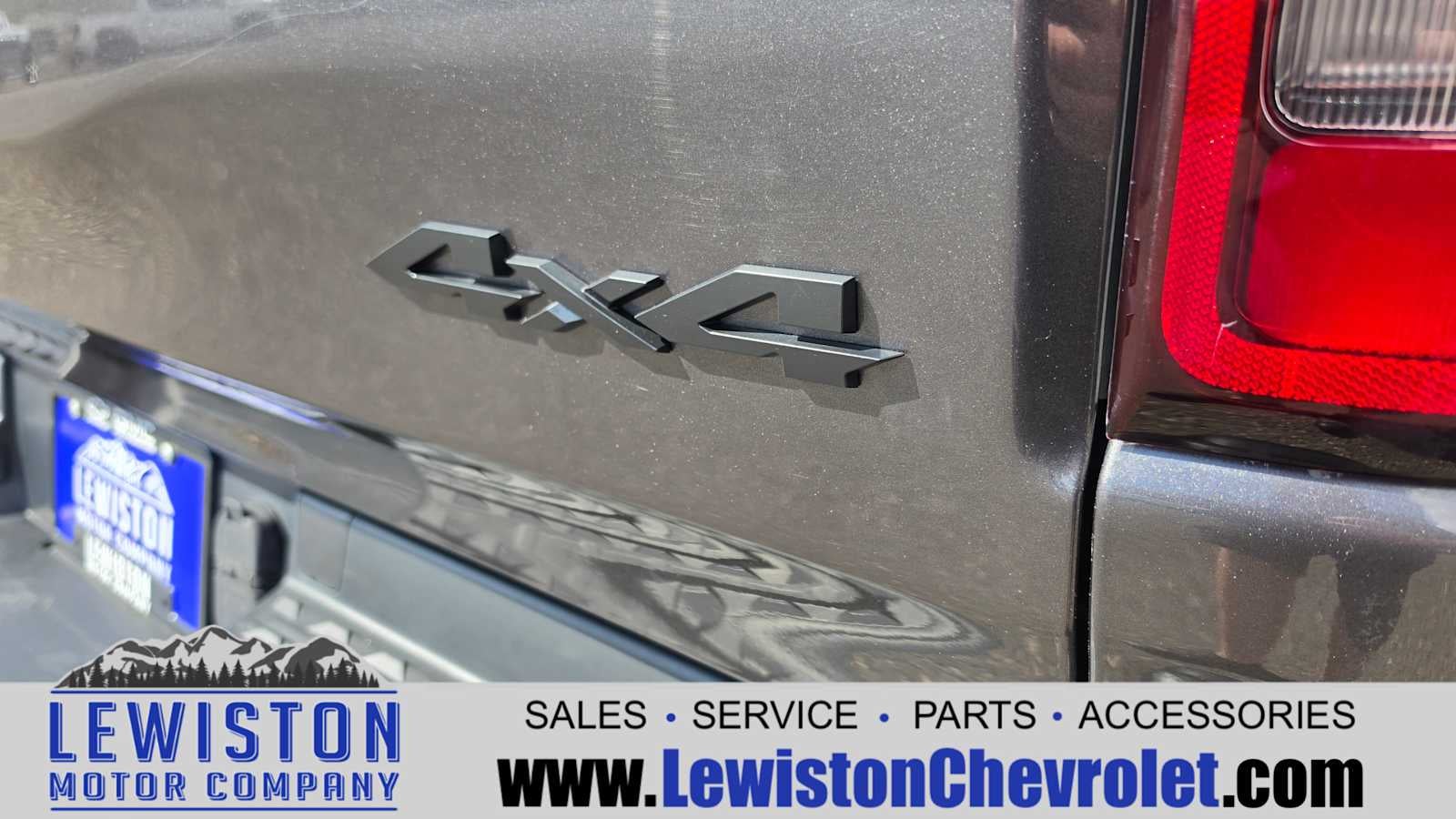 2019 RAM 1500 Rebel Crew Cab 4x4 5'7" Box