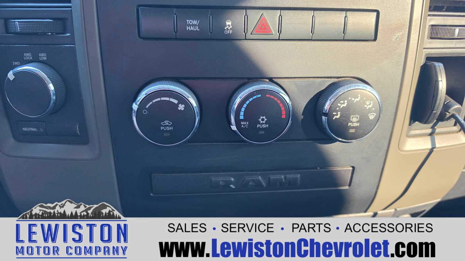 2011 RAM 1500 ST