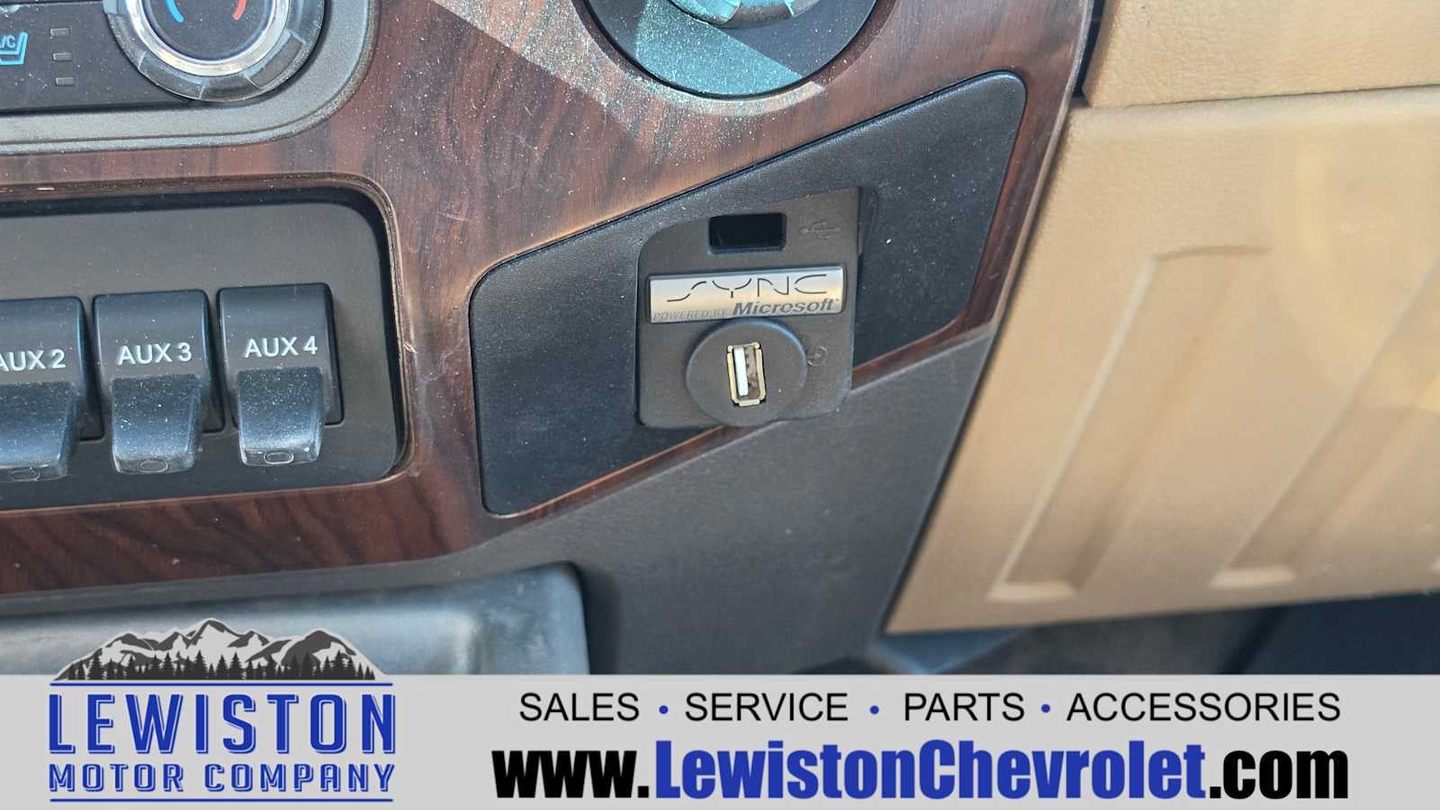 2012 Ford Super Duty F-350 SRW XL