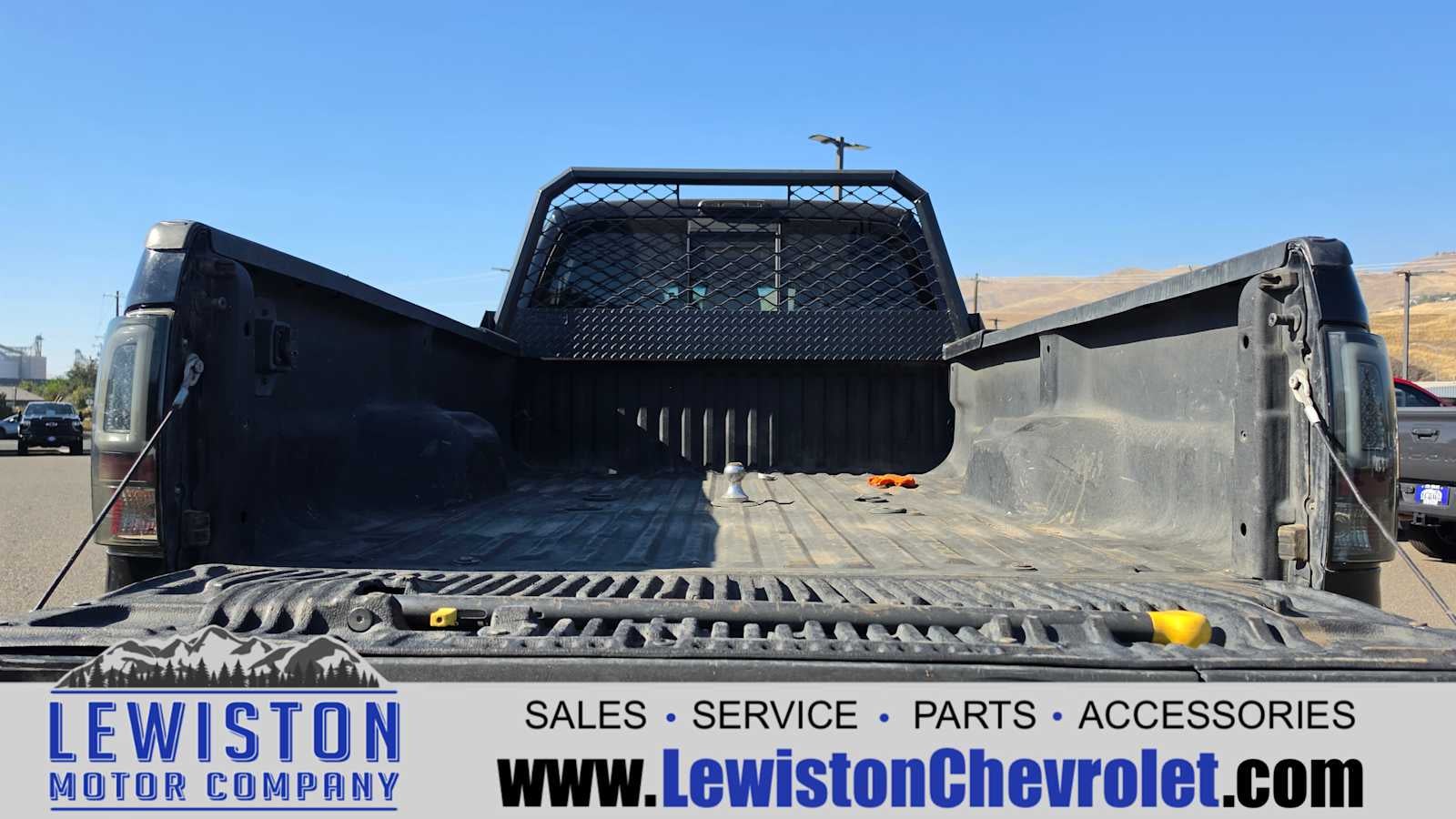 2012 Ford Super Duty F-350 SRW XL