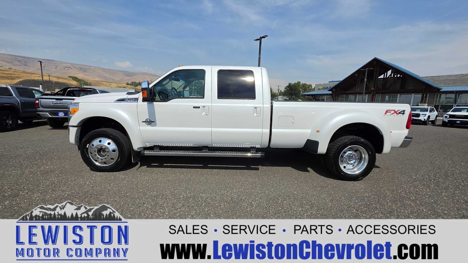 2015 Ford Super Duty F-450 DRW XL