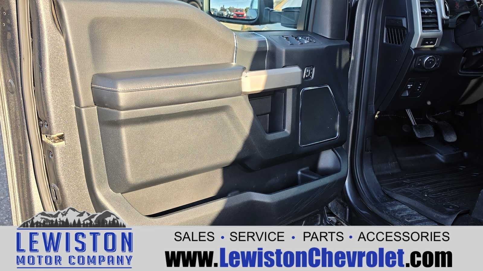 2020 Ford F-150 LARIAT