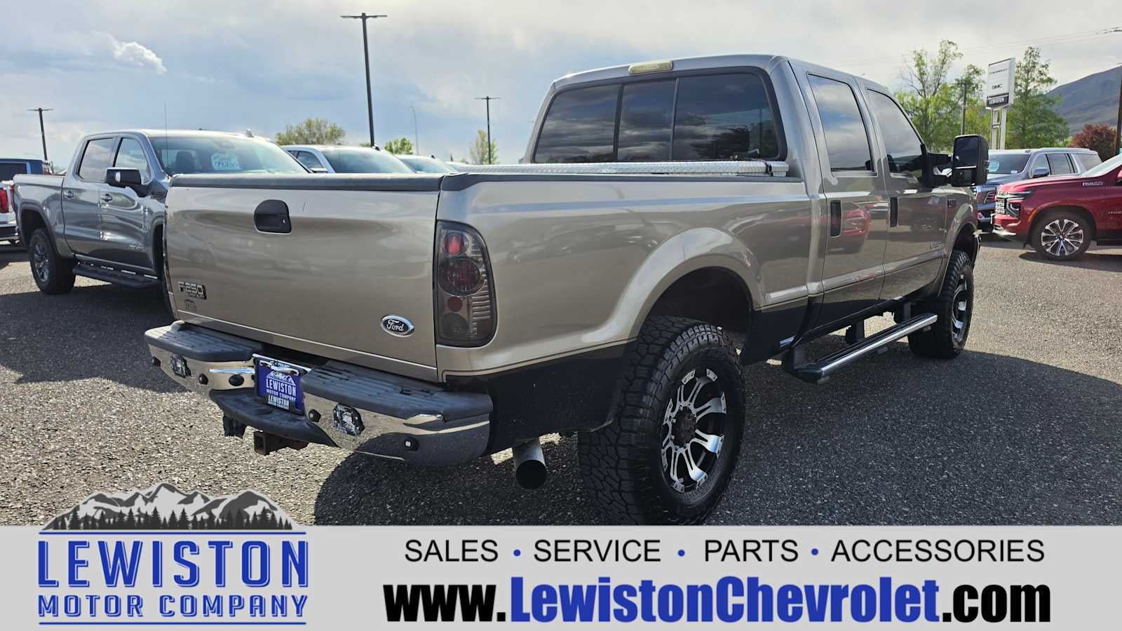 2004 Ford Super Duty F-250 XL