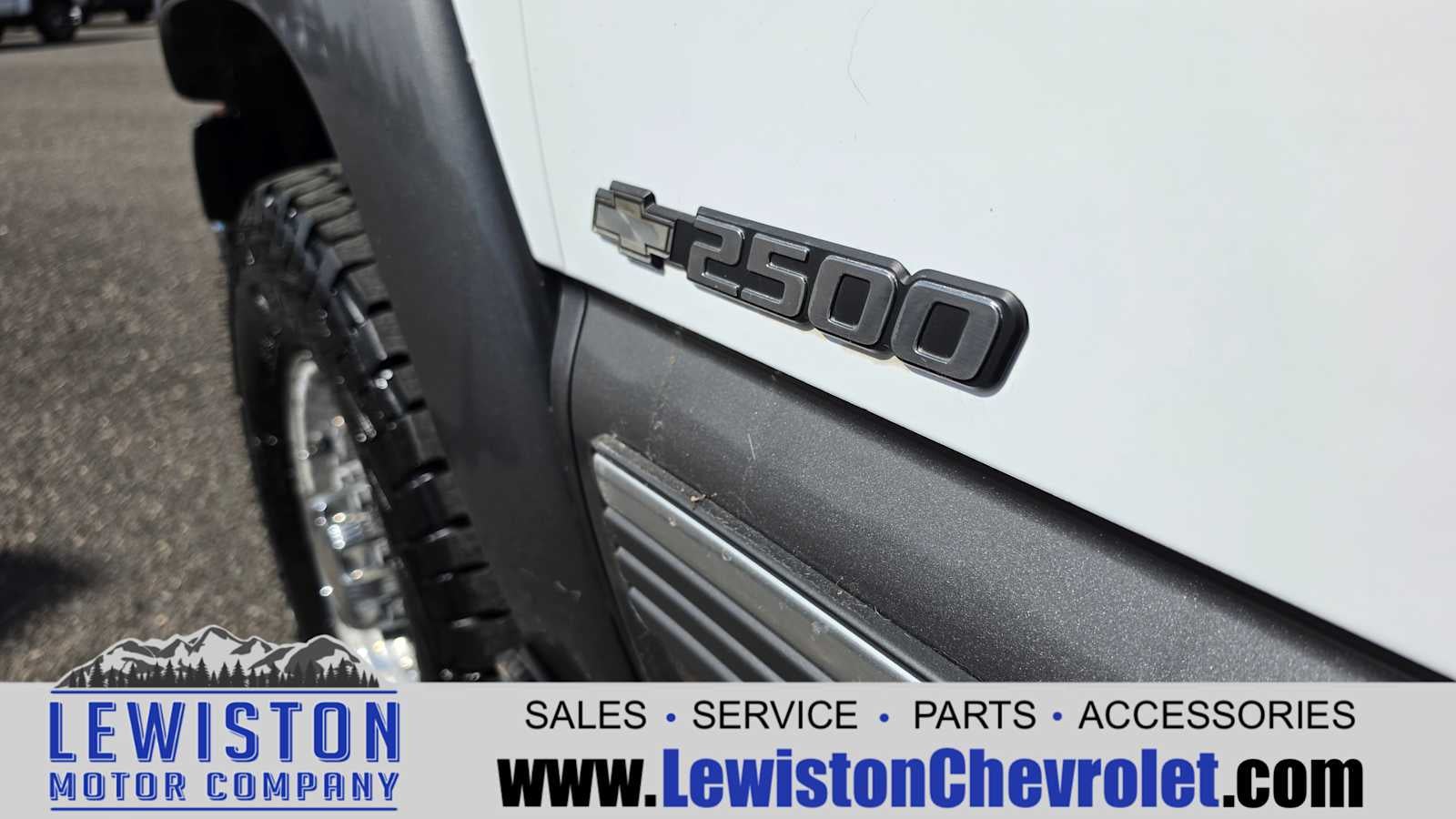 1999 Chevrolet Silverado 2500 HD LS