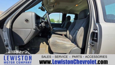 2004 Chevrolet Silverado 2500 HD LS
