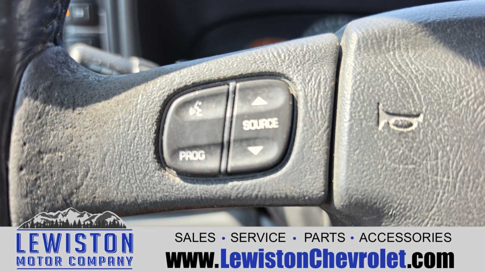 2004 Chevrolet Silverado 2500 HD LS