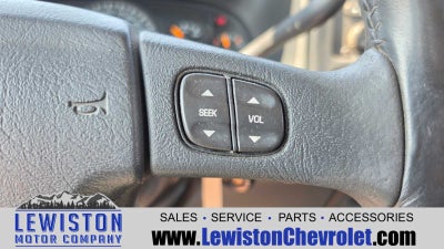 2004 Chevrolet Silverado 2500 HD LS