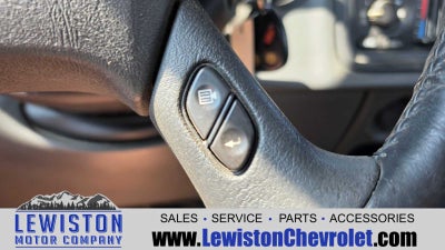 2004 Chevrolet Silverado 2500 HD LS
