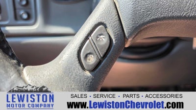 2004 Chevrolet Silverado 2500 HD LS
