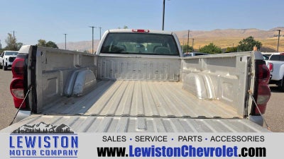 2004 Chevrolet Silverado 2500 HD LS