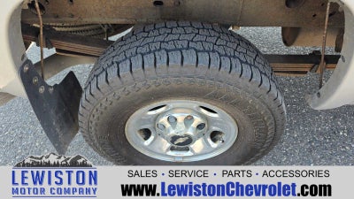 2004 Chevrolet Silverado 2500 HD LS