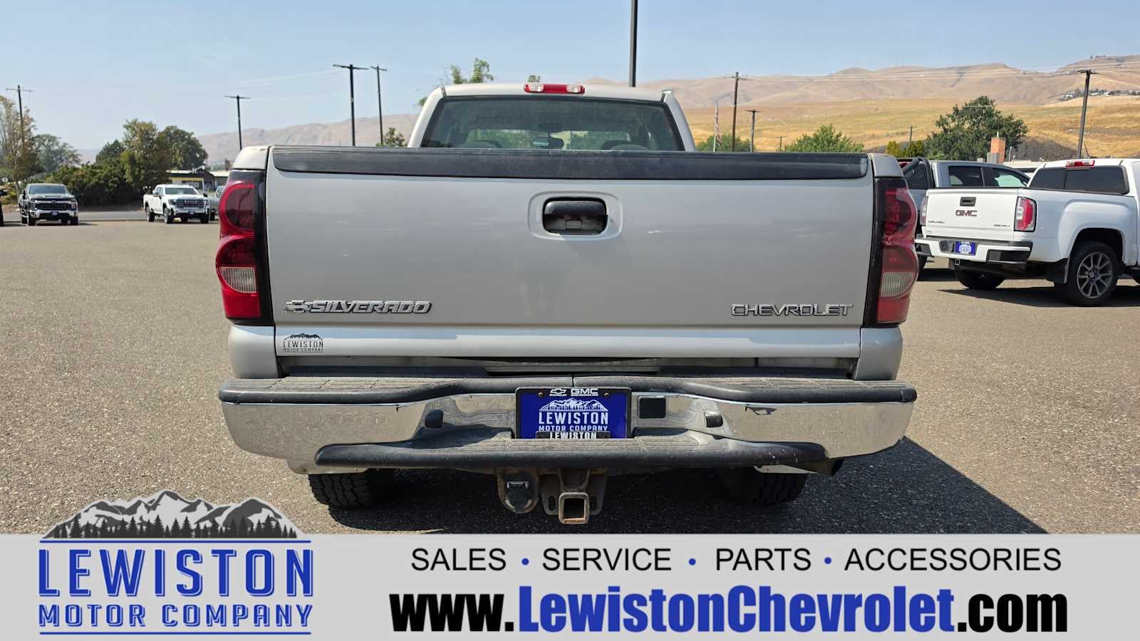 2004 Chevrolet Silverado 2500 HD LS