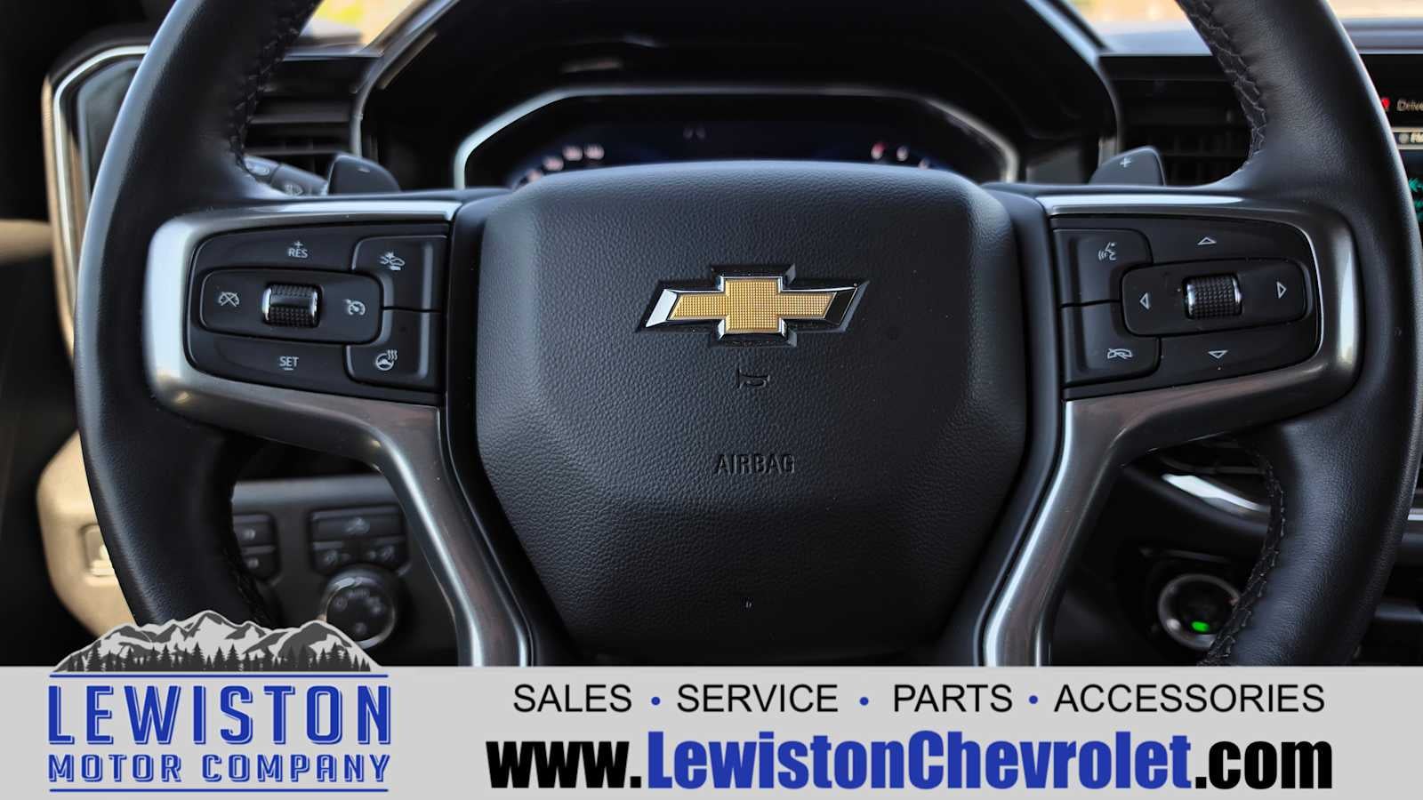 2024 Chevrolet Silverado 1500 LT