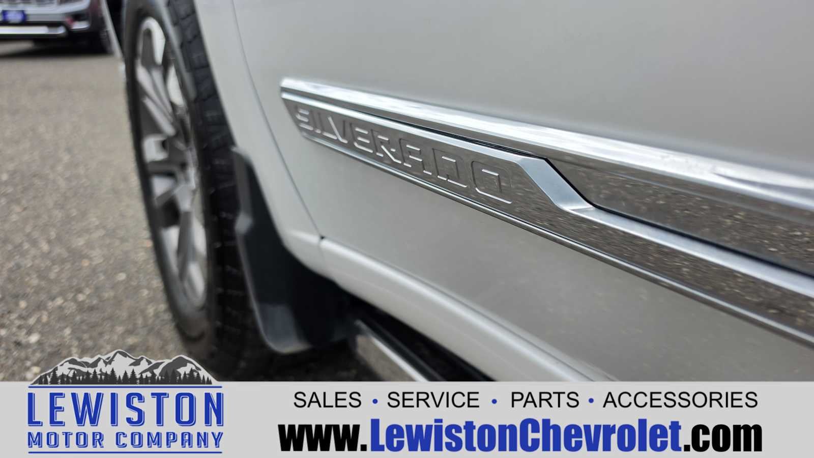 2023 Chevrolet Silverado 1500 High Country
