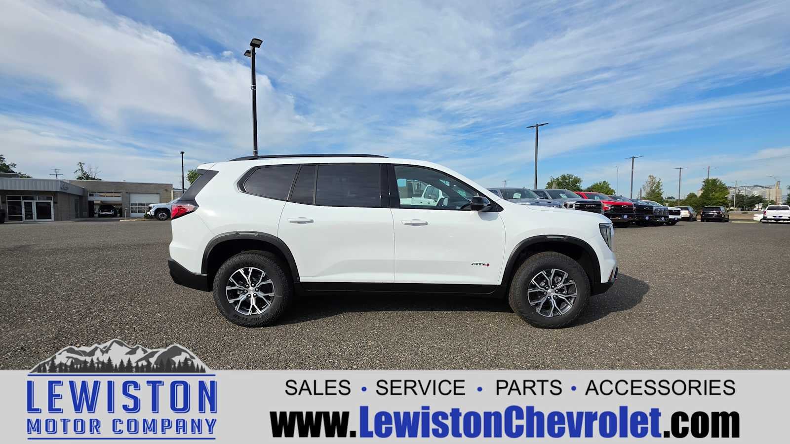 2026 GMC Acadia AT4