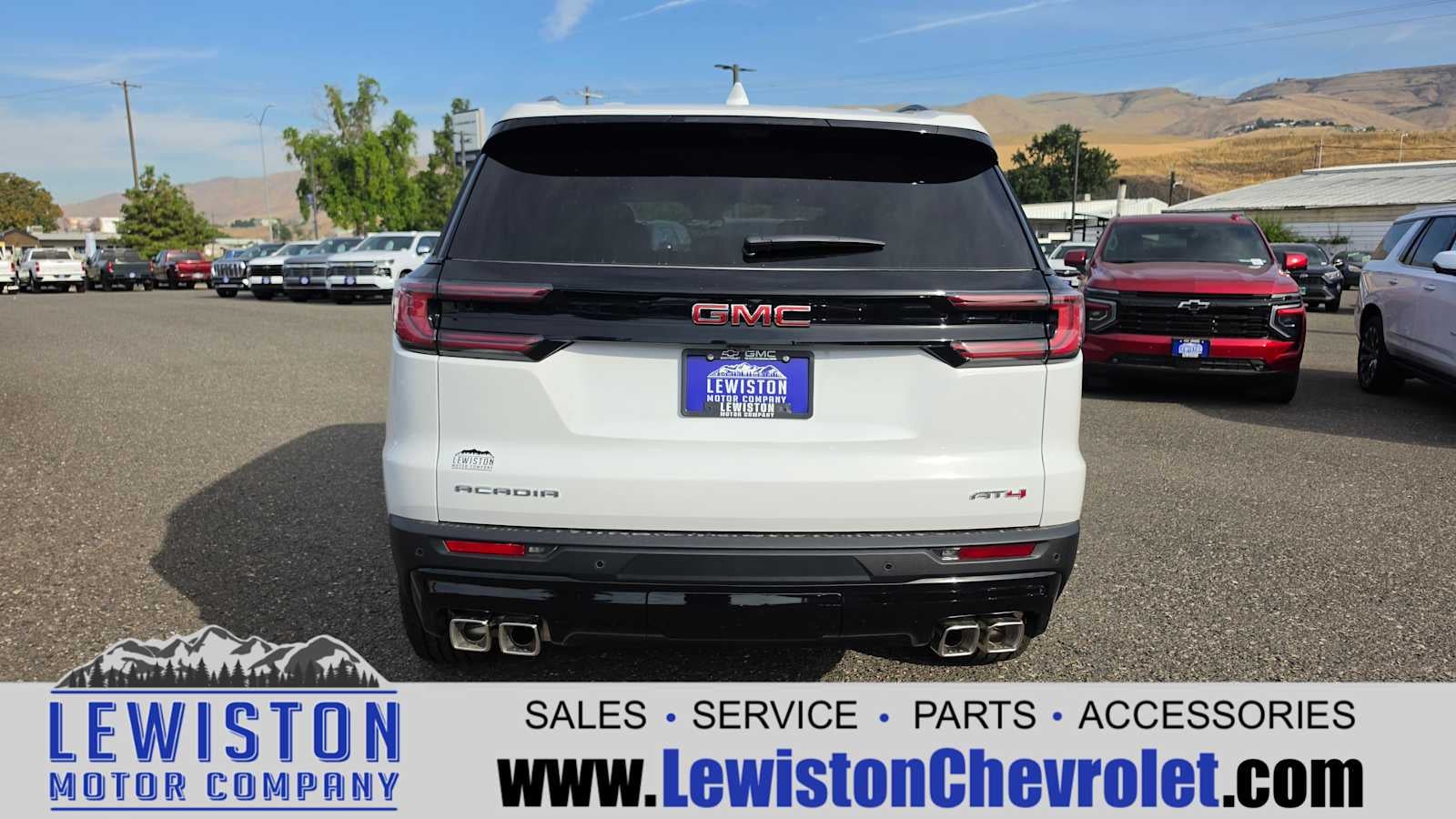 2026 GMC Acadia AT4