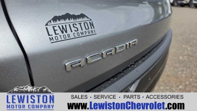 2026 GMC Acadia AT4