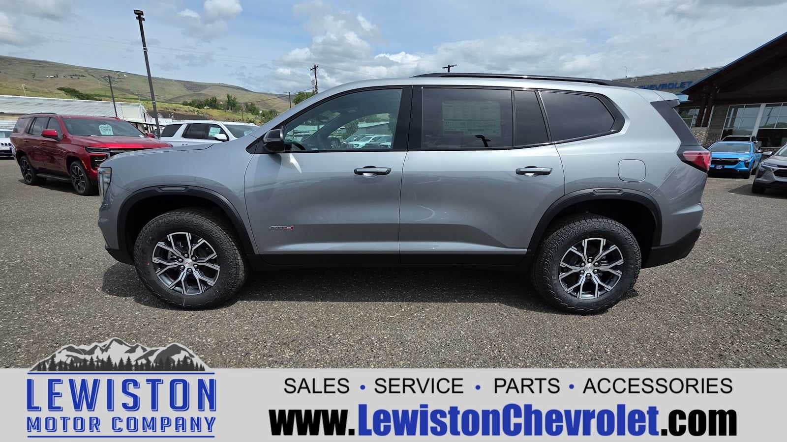 2026 GMC Acadia AT4