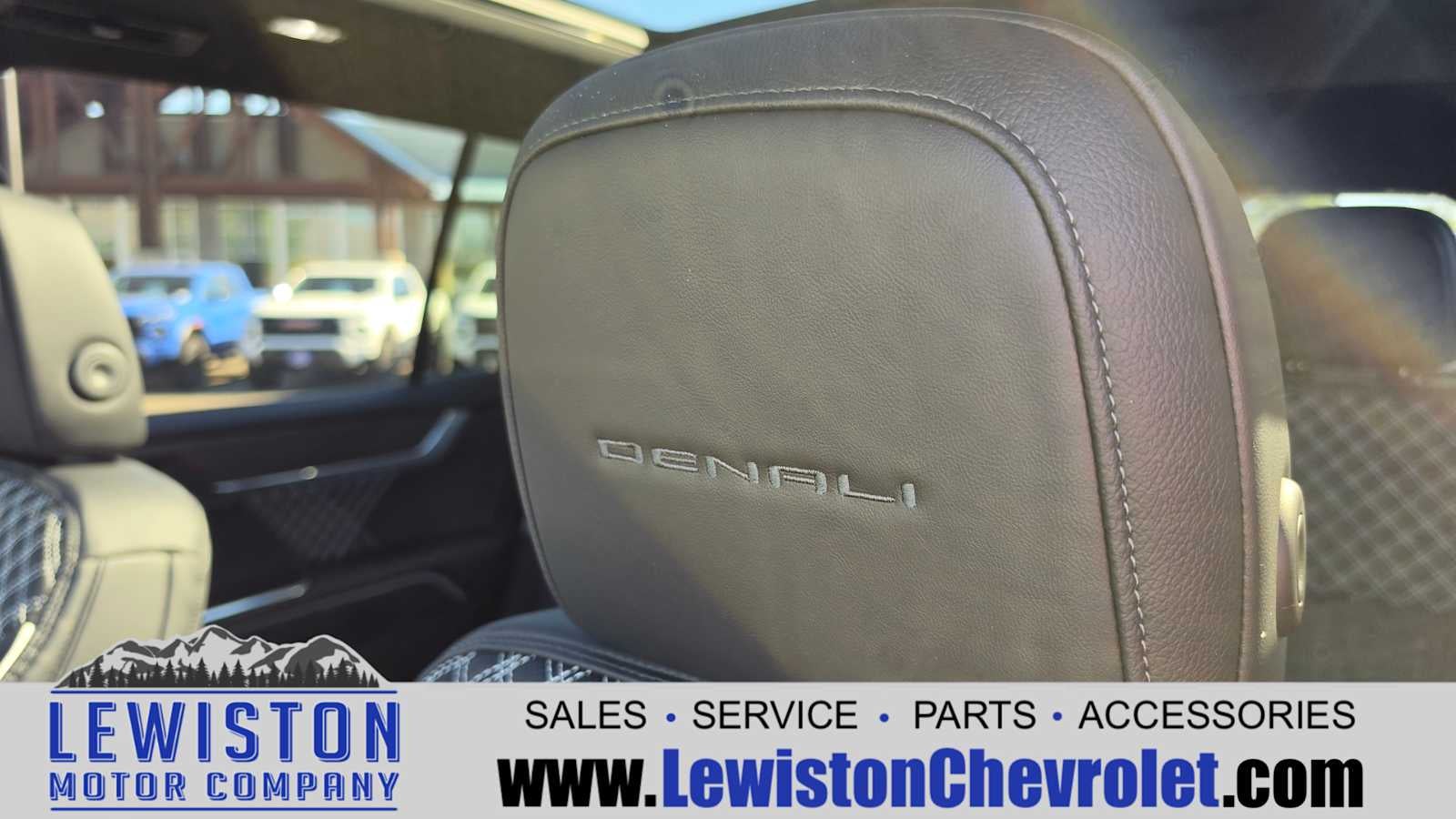 2026 GMC Acadia Denali