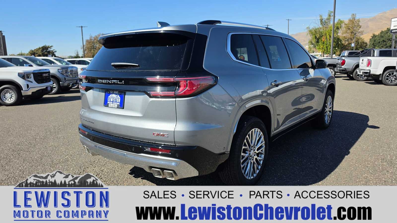 2026 GMC Acadia Denali