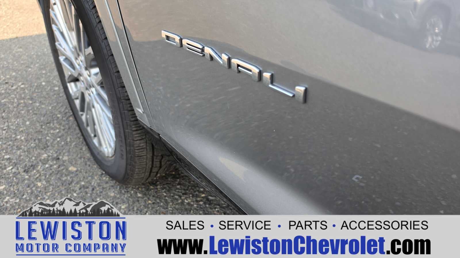 2026 GMC Acadia Denali