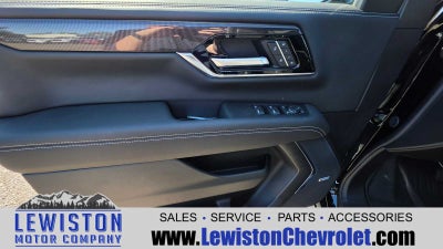2026 GMC Yukon Elevation