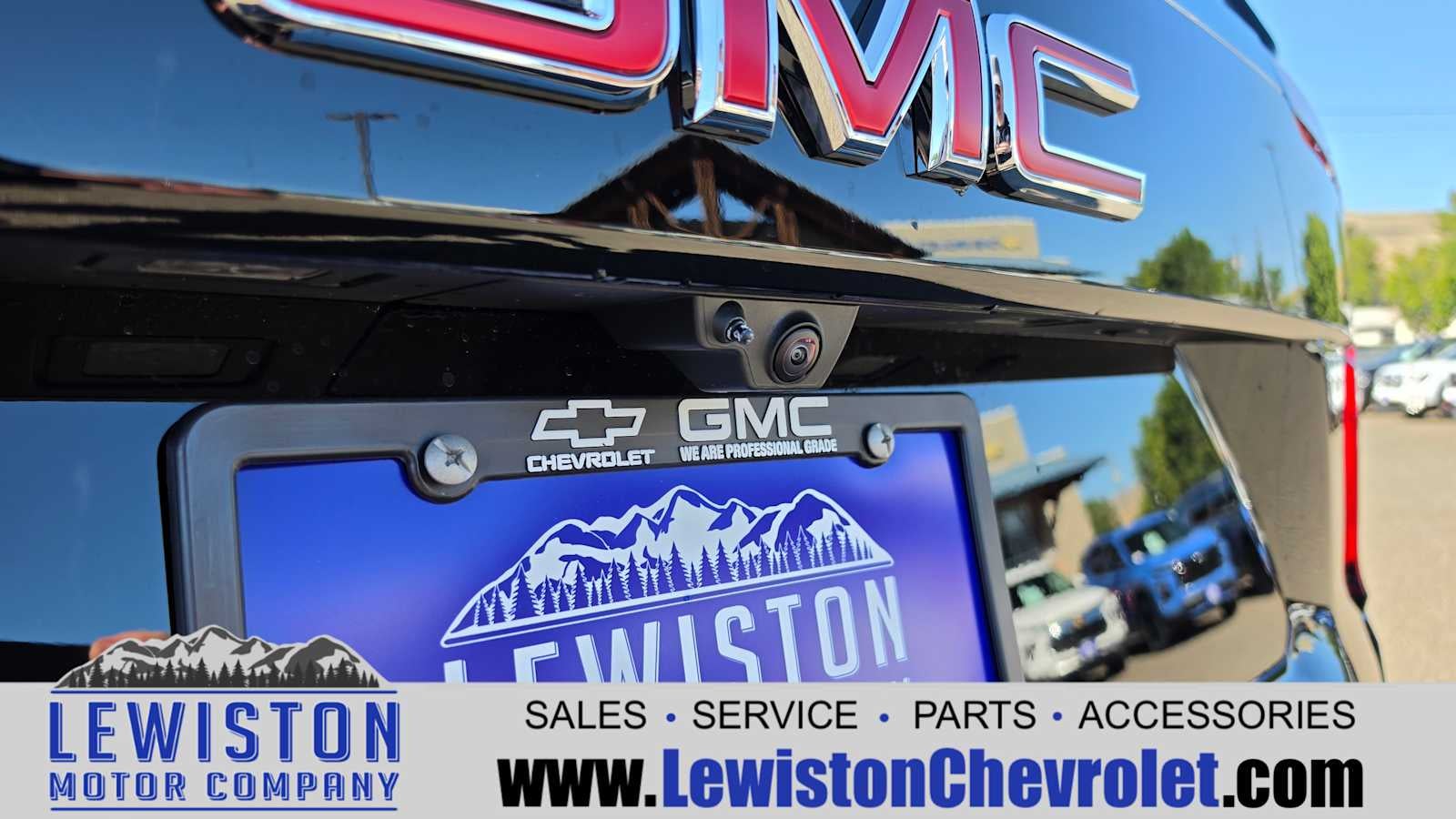 2026 GMC Yukon Elevation