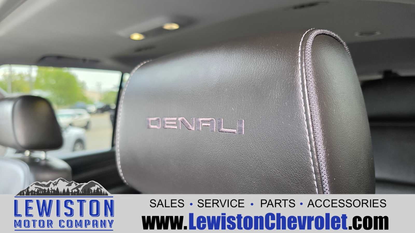 2017 GMC Yukon Denali