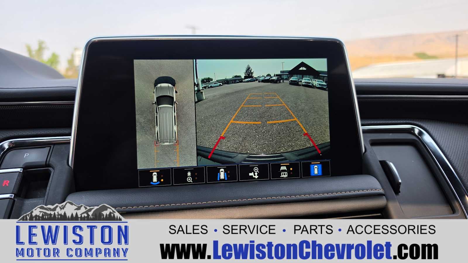 2023 GMC Yukon AT4