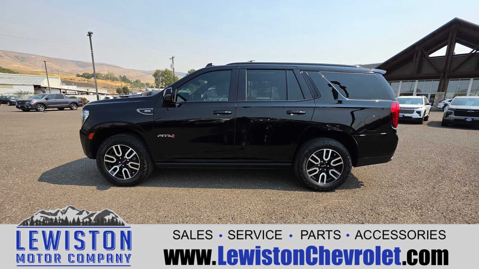 2023 GMC Yukon AT4