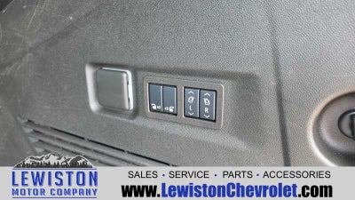 2024 GMC Yukon XL AT4