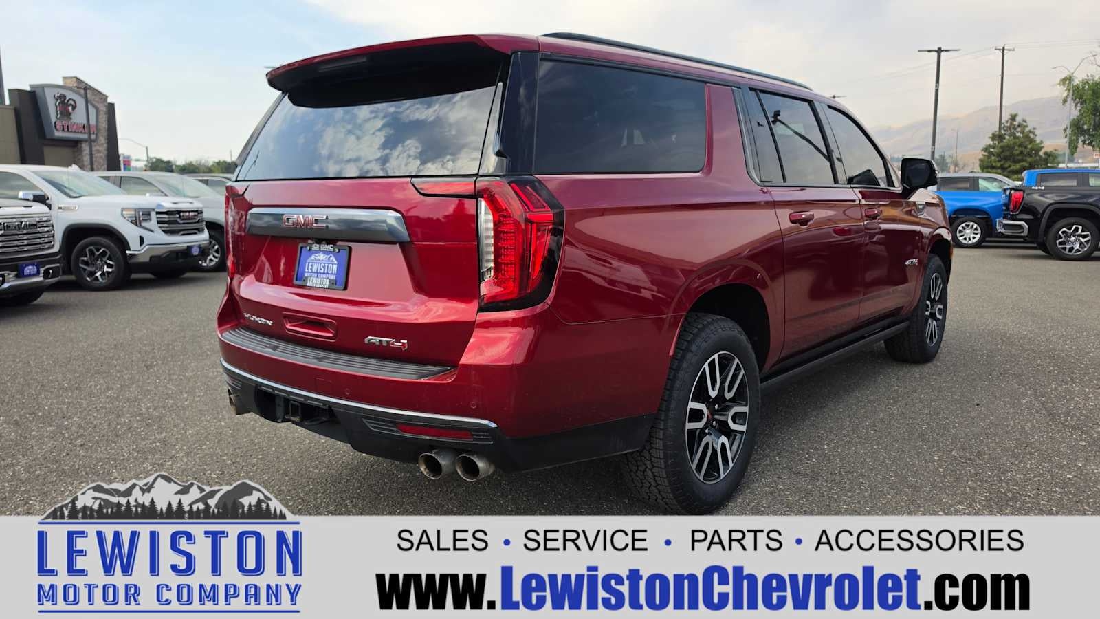 2024 GMC Yukon XL AT4