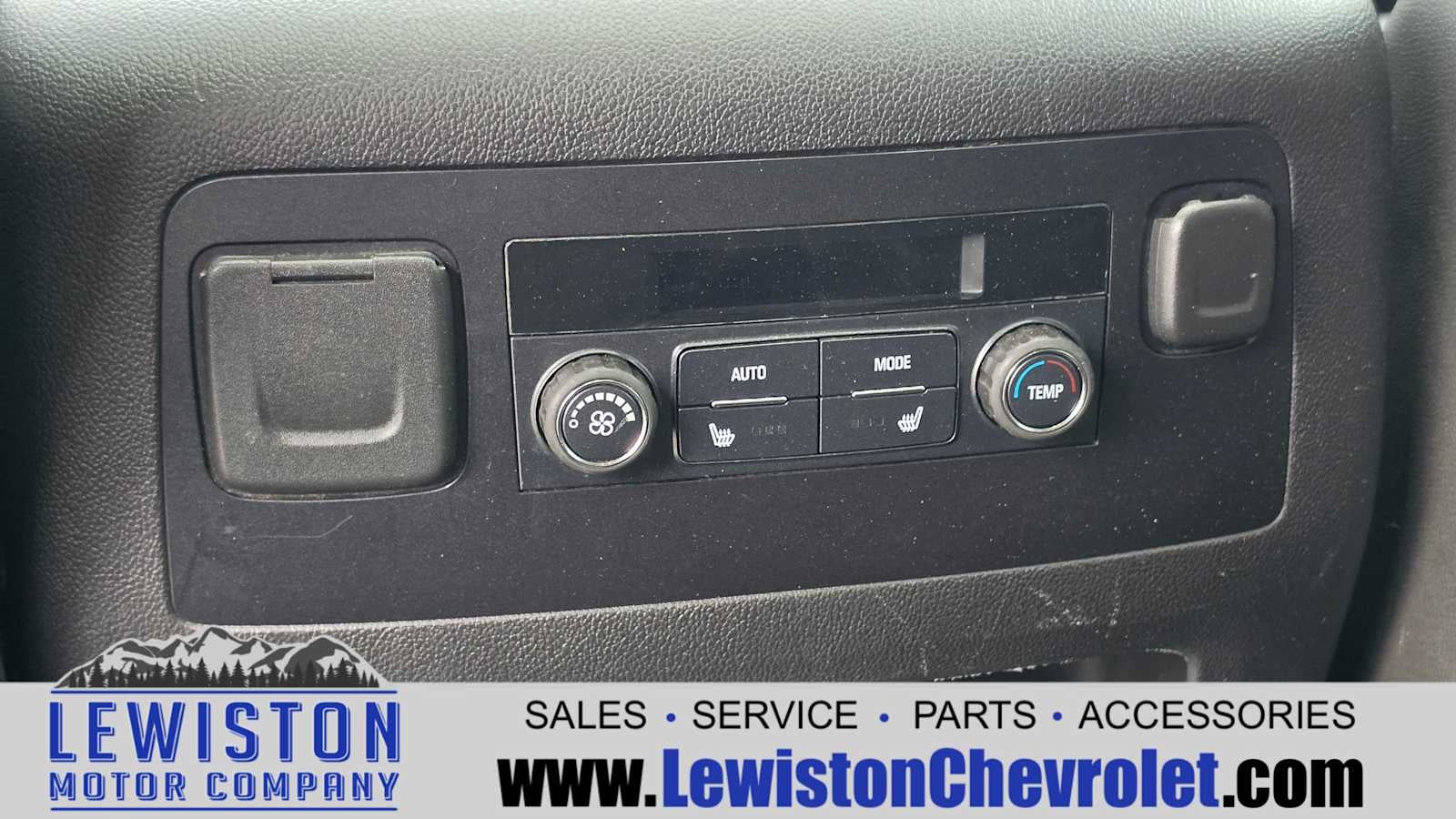 2015 Chevrolet Suburban LTZ