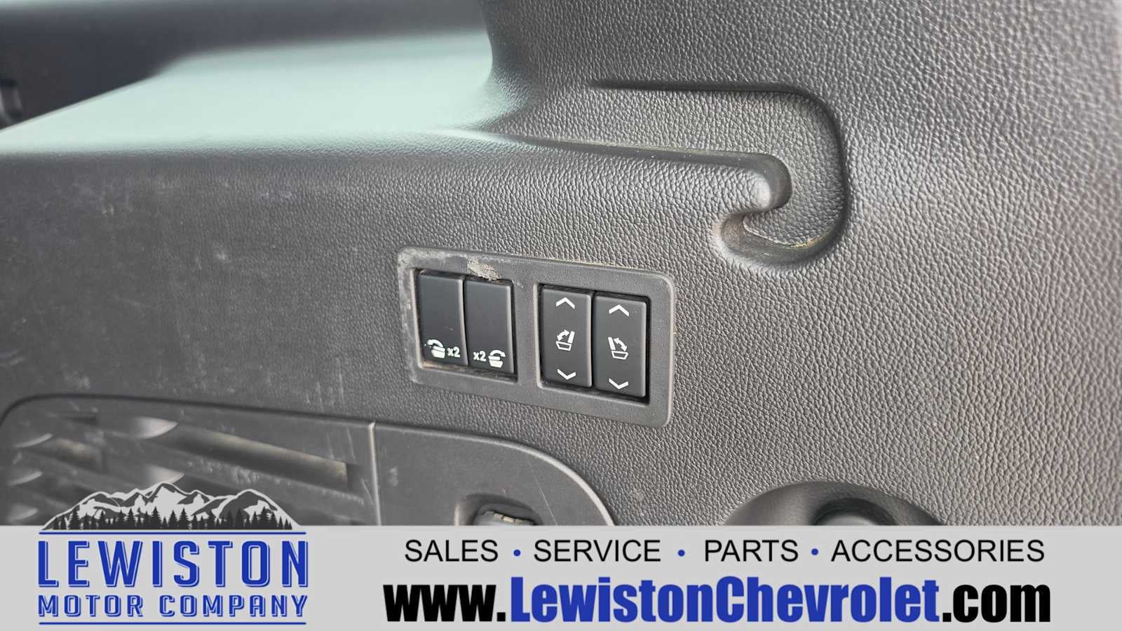 2015 Chevrolet Suburban LTZ