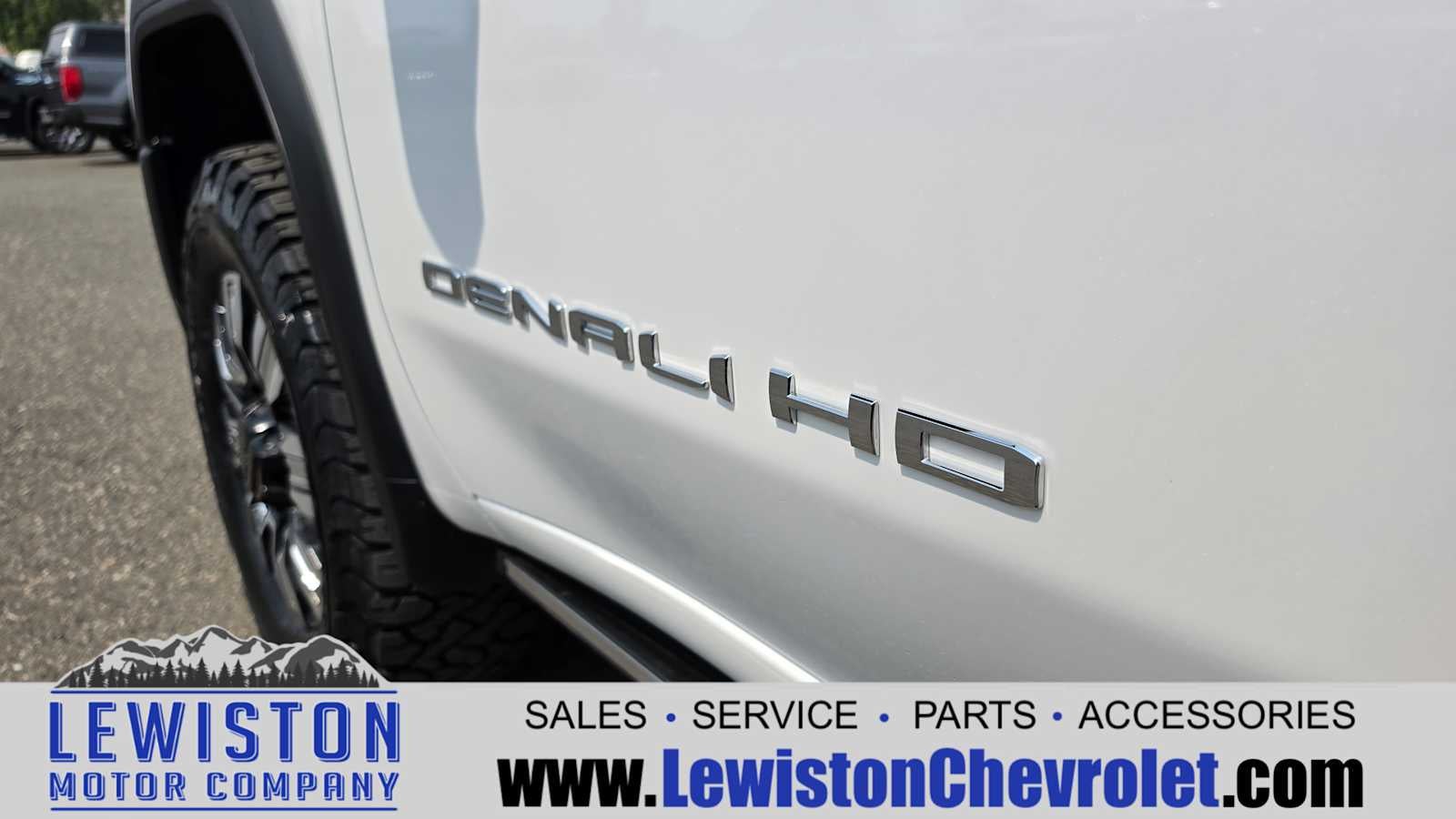 2024 GMC Sierra 3500 HD Denali