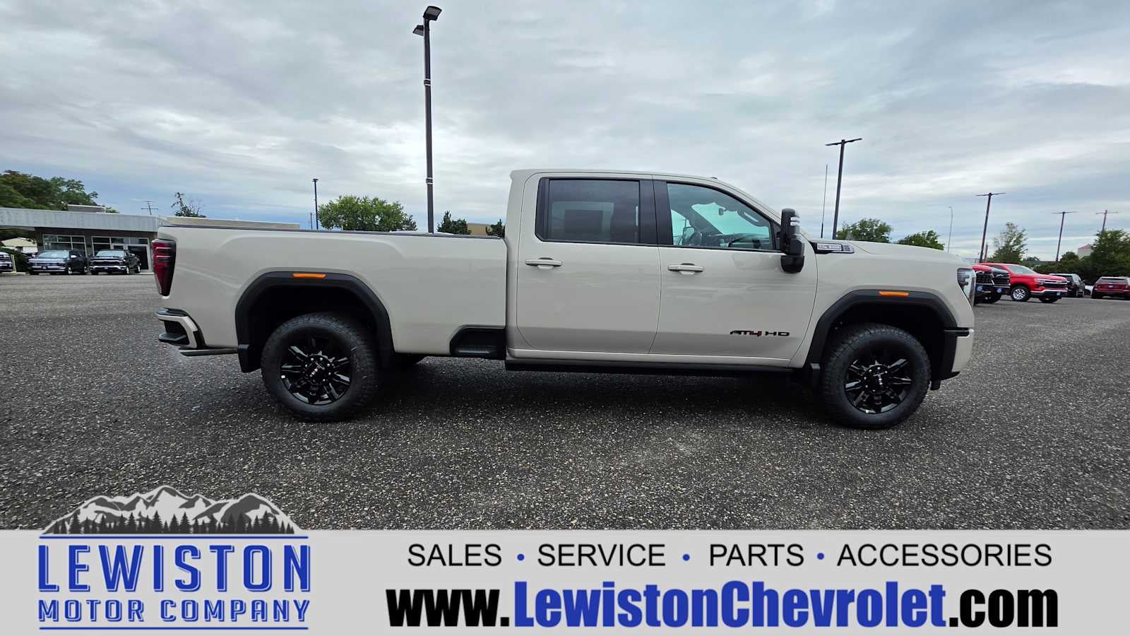 2026 GMC Sierra 2500 HD AT4