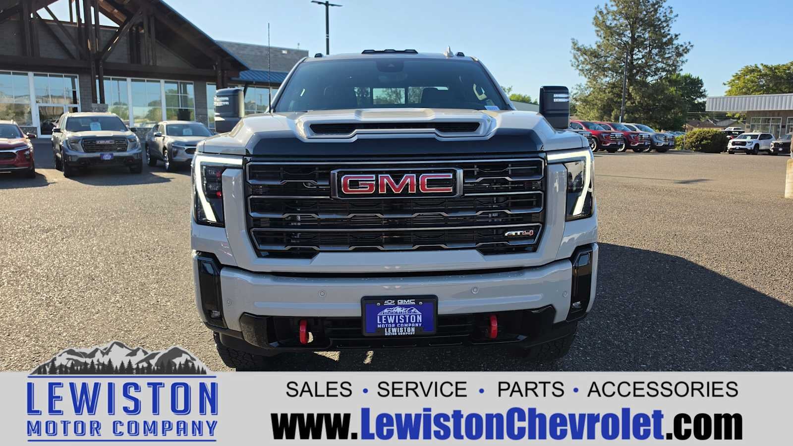 2026 GMC Sierra 2500 HD AT4