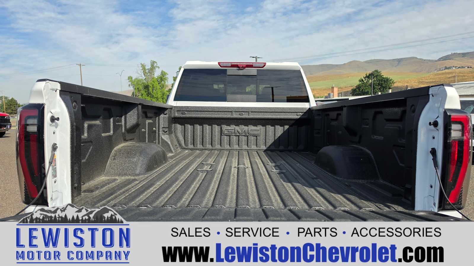 2026 GMC Sierra 3500 HD AT4