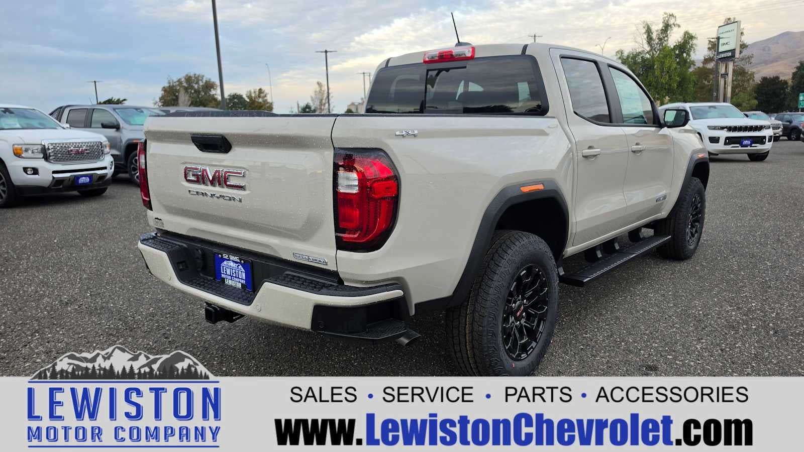 2026 GMC Canyon Elevation