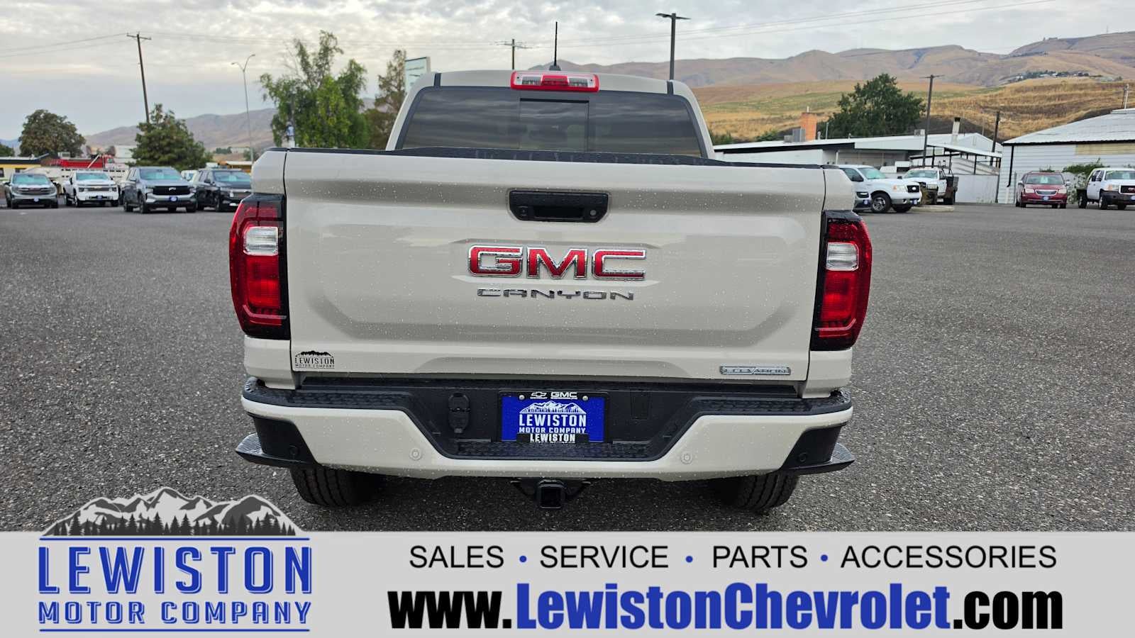 2026 GMC Canyon Elevation