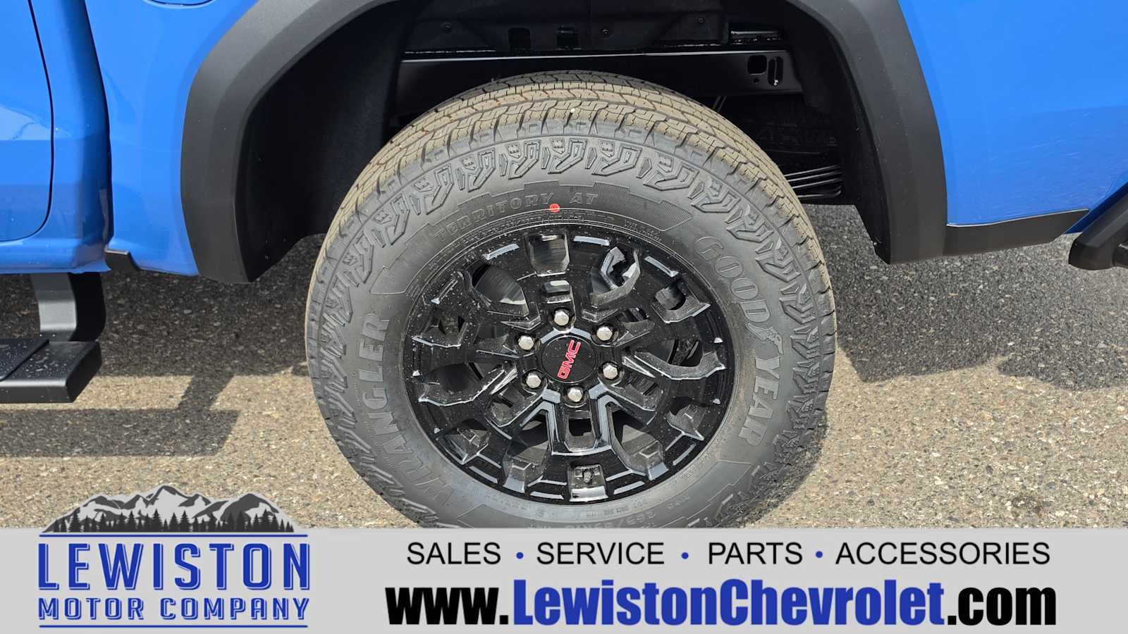 2026 GMC Canyon Elevation