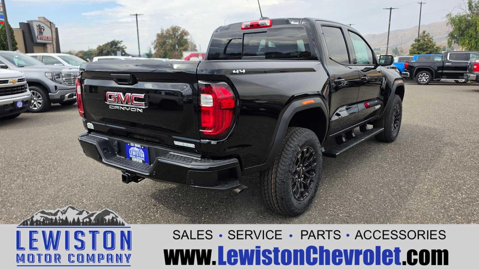 2026 GMC Canyon Elevation