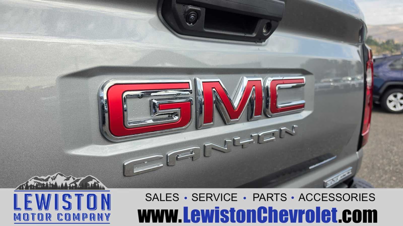 2026 GMC Canyon Elevation