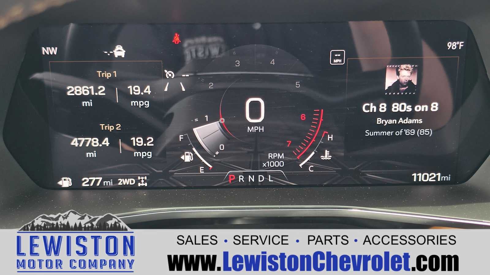 2025 GMC Canyon AT4