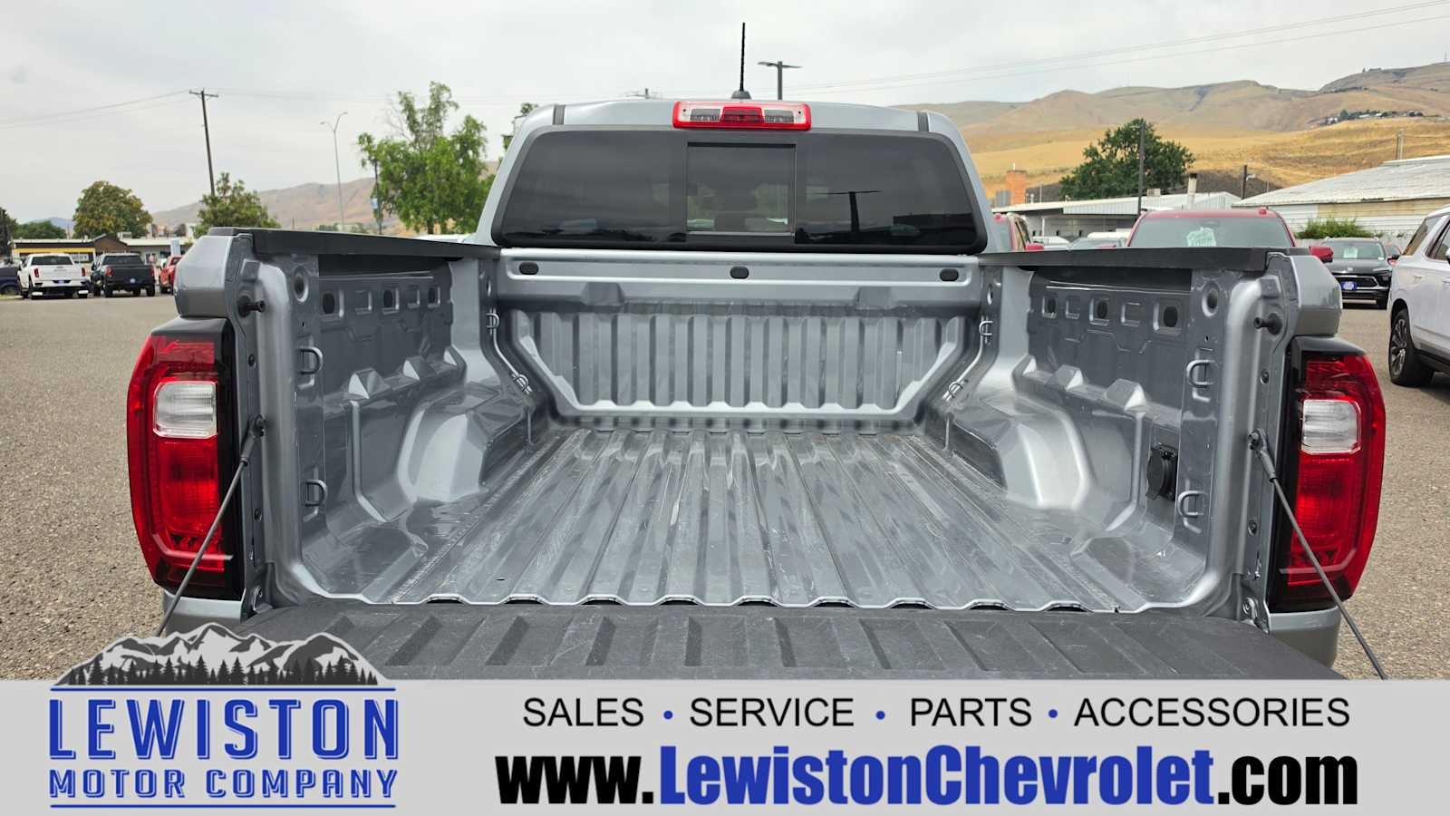 2025 GMC Canyon AT4