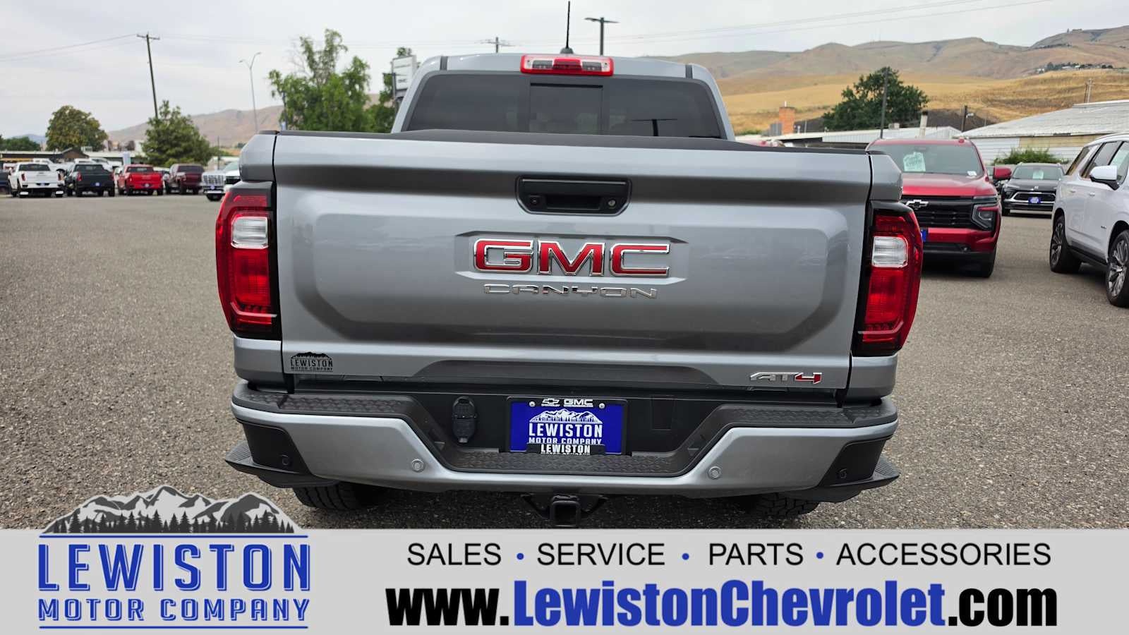 2025 GMC Canyon AT4