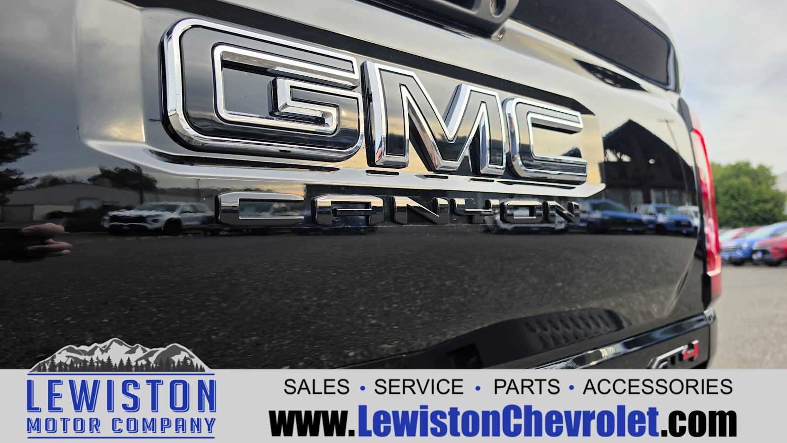 2026 GMC Canyon AT4