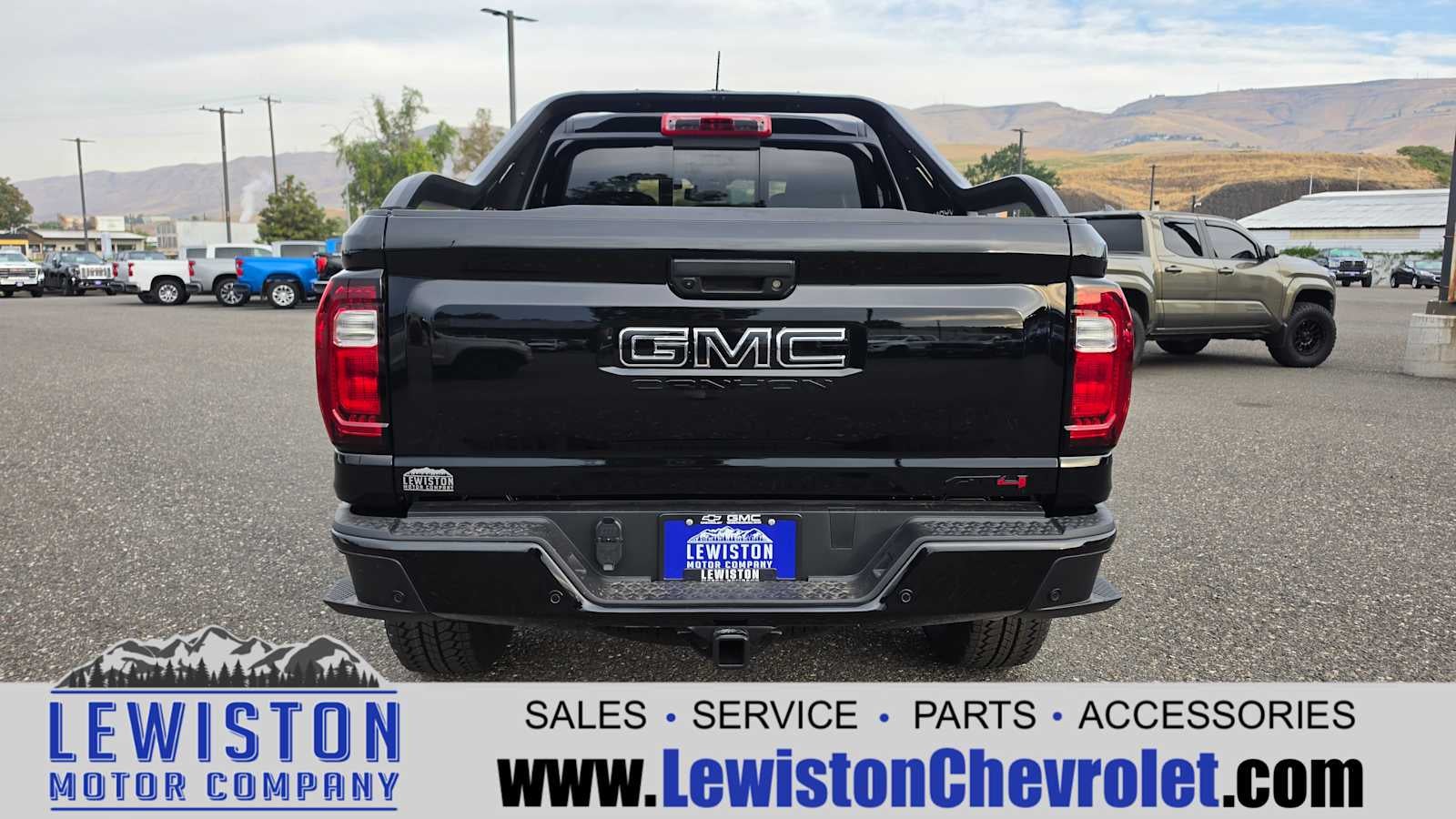 2026 GMC Canyon AT4
