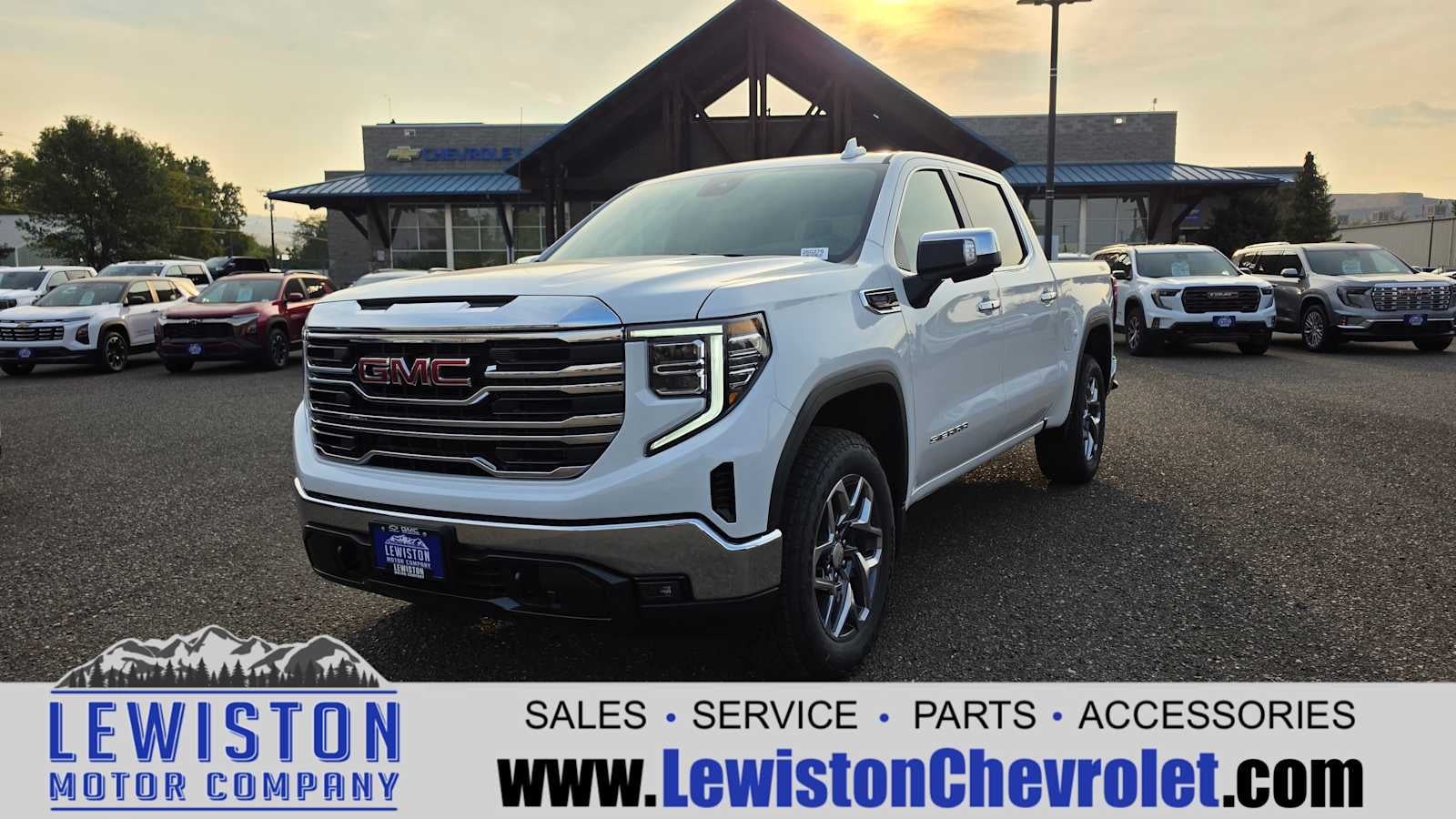 2026 GMC Sierra 1500 SLT